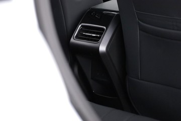 https://dvg-vehicle-assets.s3.amazonaws.com/2DM3ZI/234663rqxcwv4f8cgdcd9m8jr.jpg