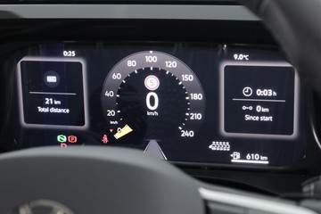 https://dvg-vehicle-assets.s3.amazonaws.com/2EH6AH/dyp7jf9soaqrelvr7xg108xwm.jpg