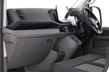 https://dvg-vehicle-assets.s3.amazonaws.com/2EH6BF/38vf7z8dvmapup1un0qli6kf7.jpg