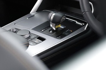 https://dvg-vehicle-assets.s3.amazonaws.com/2FI2GH/1h8sxnk886xlg4n008joe7ril.jpg