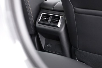 https://dvg-vehicle-assets.s3.amazonaws.com/2FI2GH/1z528p1on2ujrpm1oziy2py14.jpg