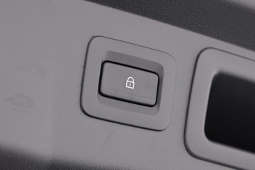 https://dvg-vehicle-assets.s3.amazonaws.com/2FI2GI/17hknvoh6l04h3kj8et76q75w.jpg
