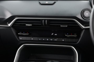 https://dvg-vehicle-assets.s3.amazonaws.com/2FI2GI/2e5plsexl6bzad008qxvj46i9.jpg