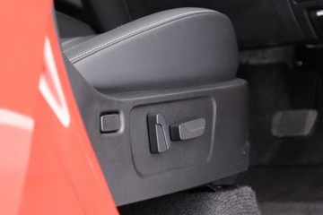 https://dvg-vehicle-assets.s3.amazonaws.com/2FI2GJ/4r71ejph0mypn9a9e324kafzr.jpg