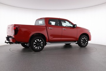 https://dvg-vehicle-assets.s3.amazonaws.com/2FI2GJ/63kvbbbmte8a3iaqvu69dx4vs.jpg