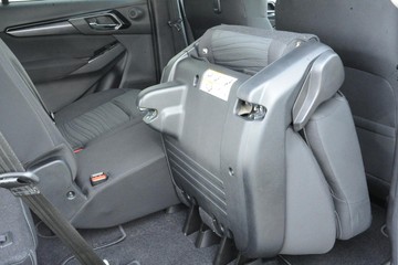 https://dvg-vehicle-assets.s3.amazonaws.com/30863449/7h9z6n3wj5tutjn6ztv08j43b.jpg
