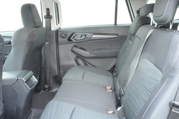 https://dvg-vehicle-assets.s3.amazonaws.com/30863449/8tk9jhkrnfhi0hv54vt9qmfhm.jpg