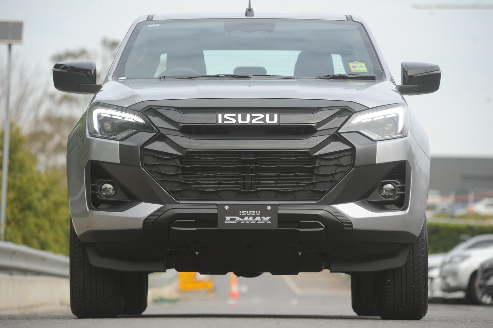 Isuzu D-max image 2