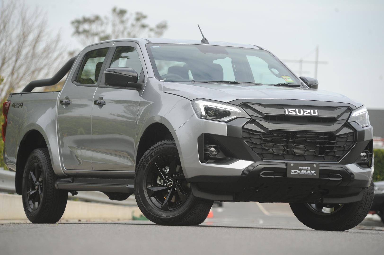 Isuzu D-max image 1