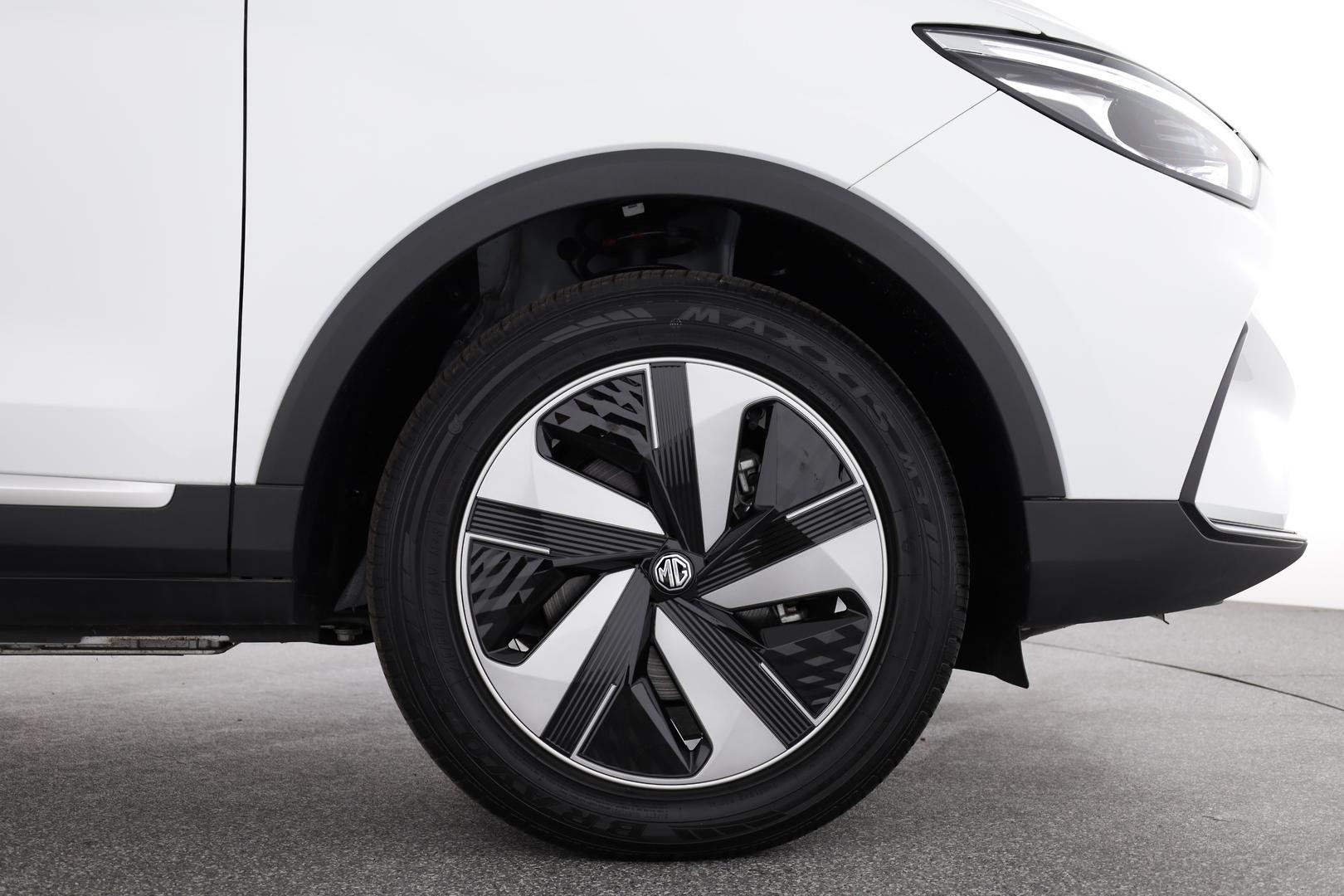 MG Zs Ev image 3