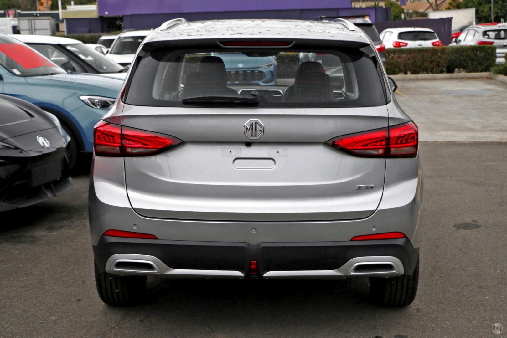 MG Zs image 3