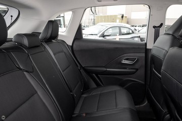 https://dvg-vehicle-assets.s3.amazonaws.com/333826/p7n65mwi30l4q1y99h05ute6d.jpg