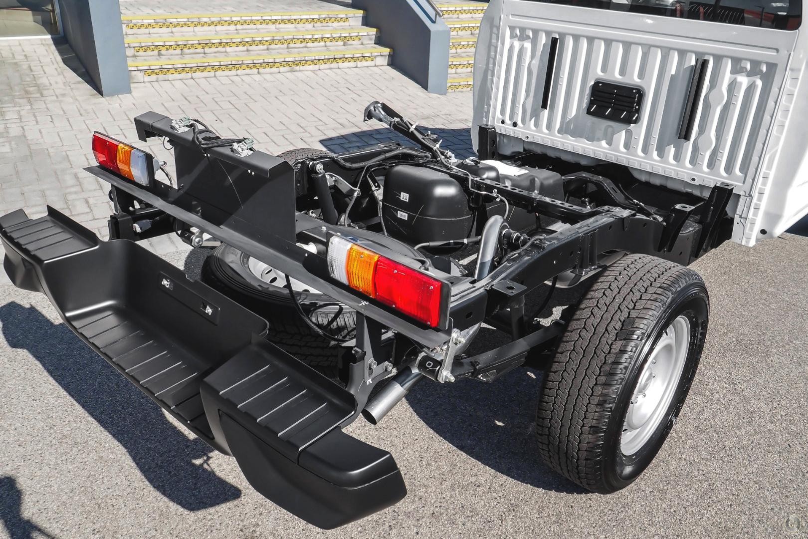 Isuzu D-max image 4