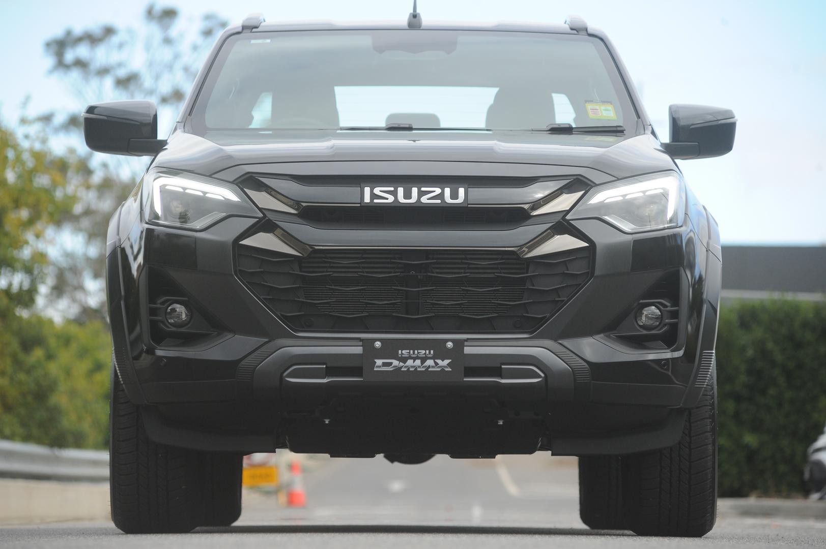 Isuzu D-max image 2