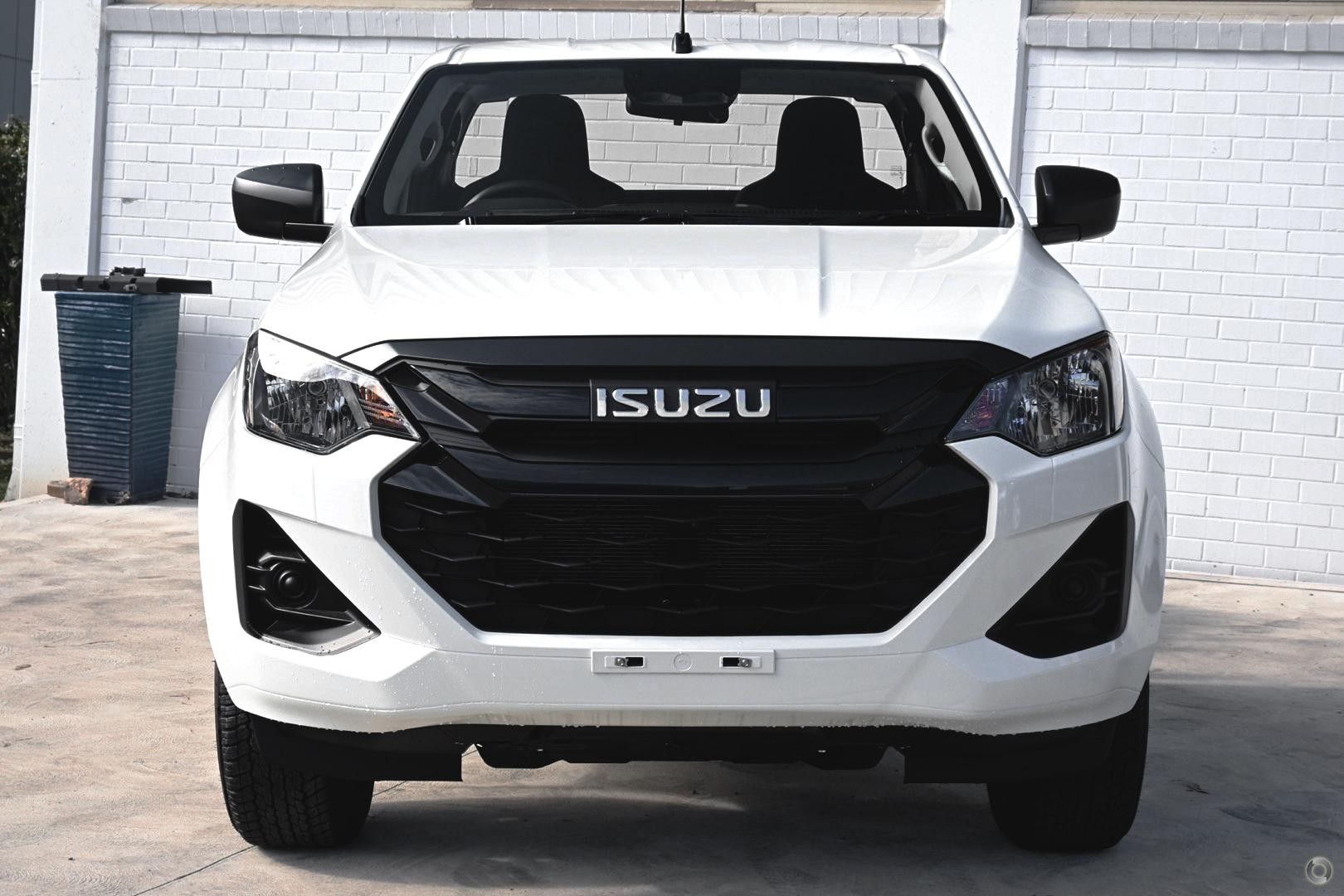 Isuzu D-max image 2