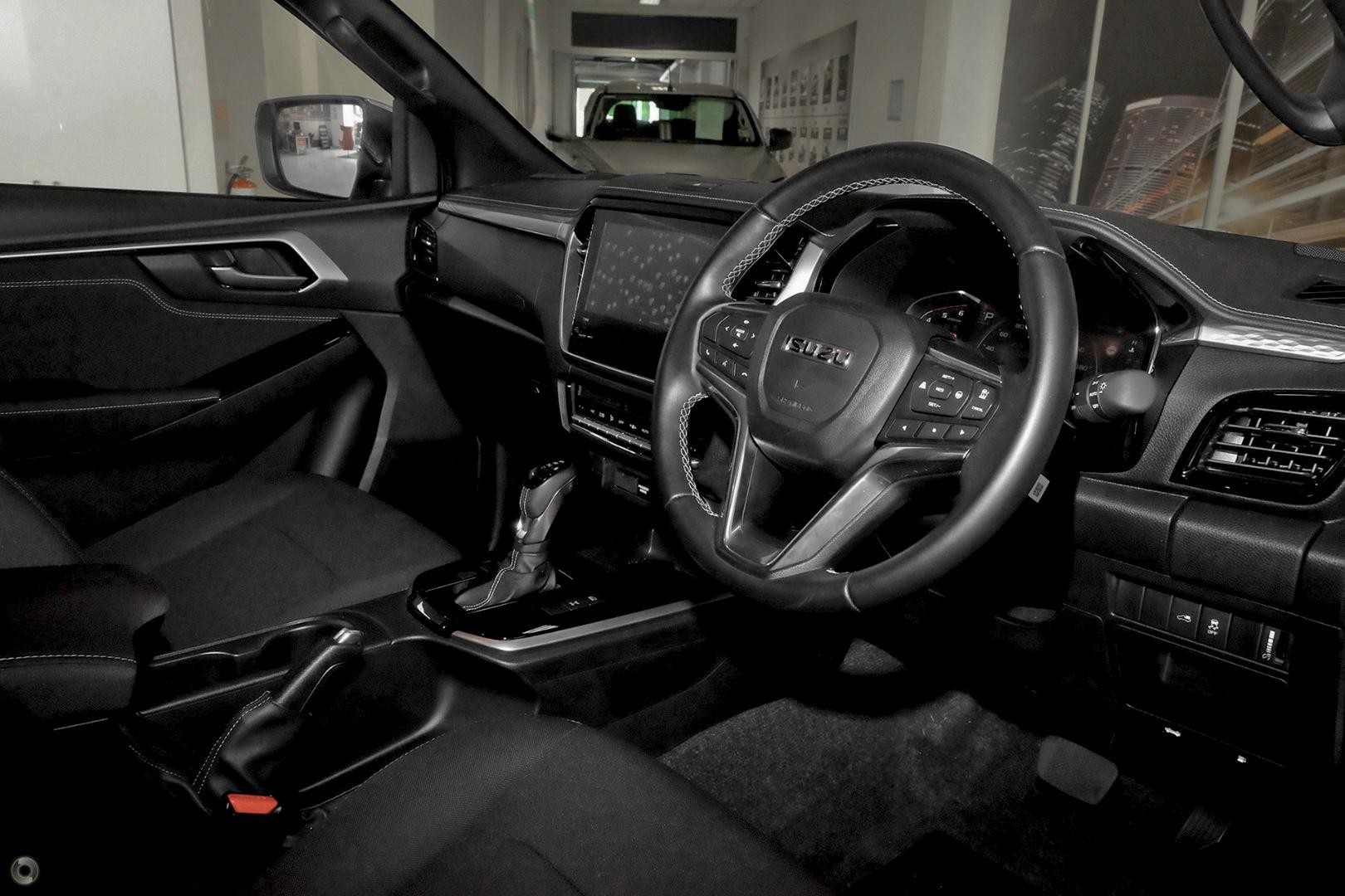 Isuzu D-max image 4