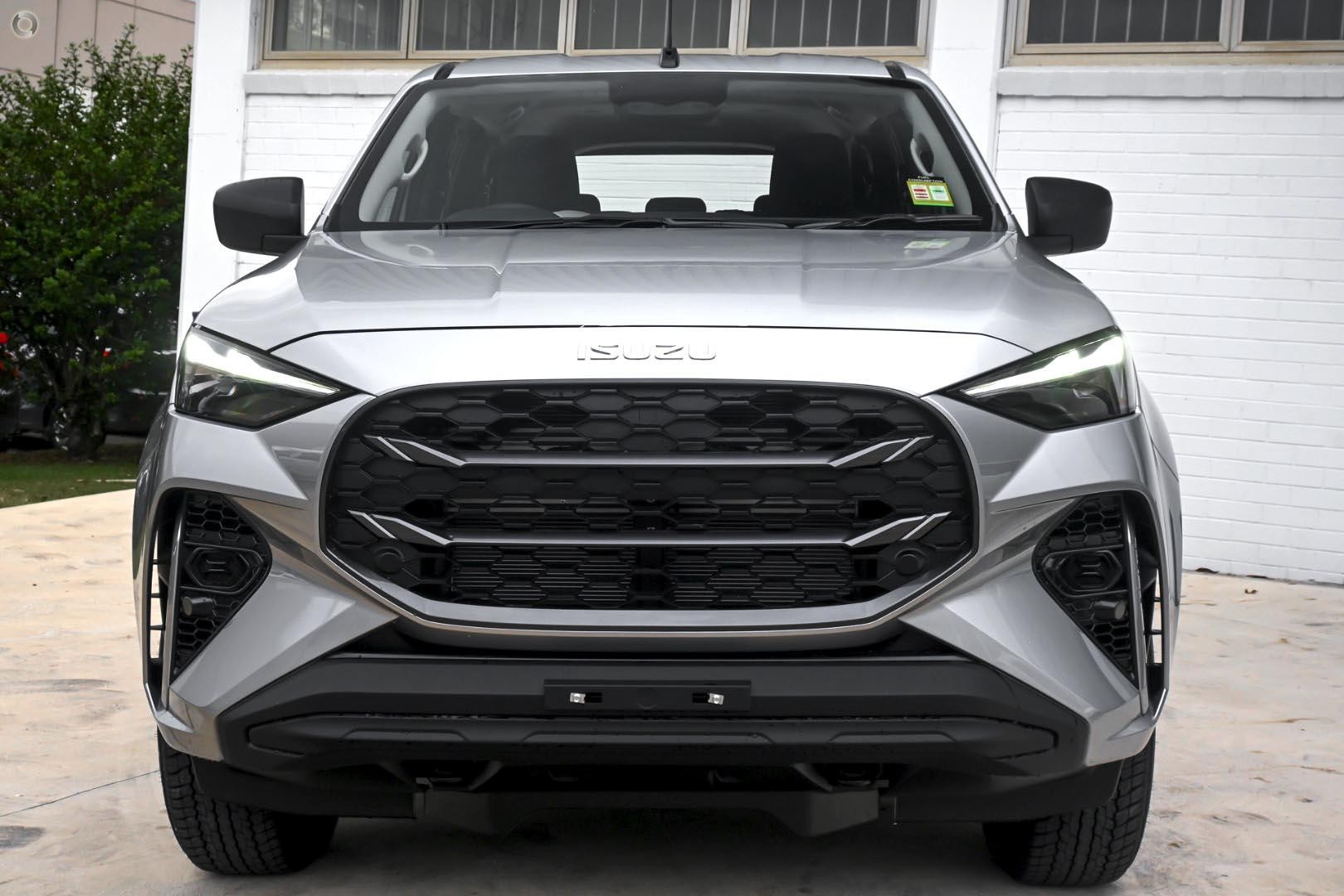Isuzu Mu-x image 2