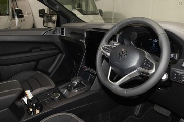https://dvg-vehicle-assets.s3.amazonaws.com/410876/3fp9ch13la6hlkjtd3y8yvzfb.jpg