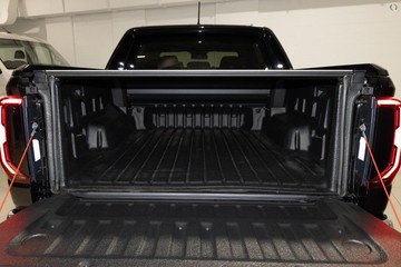 https://dvg-vehicle-assets.s3.amazonaws.com/410876/sntebn1kajdfgrtihf1gtlxs8.jpg
