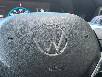 https://dvg-vehicle-assets.s3.amazonaws.com/428598/161gaee1pl7vghf54bk4vpz4s.jpg