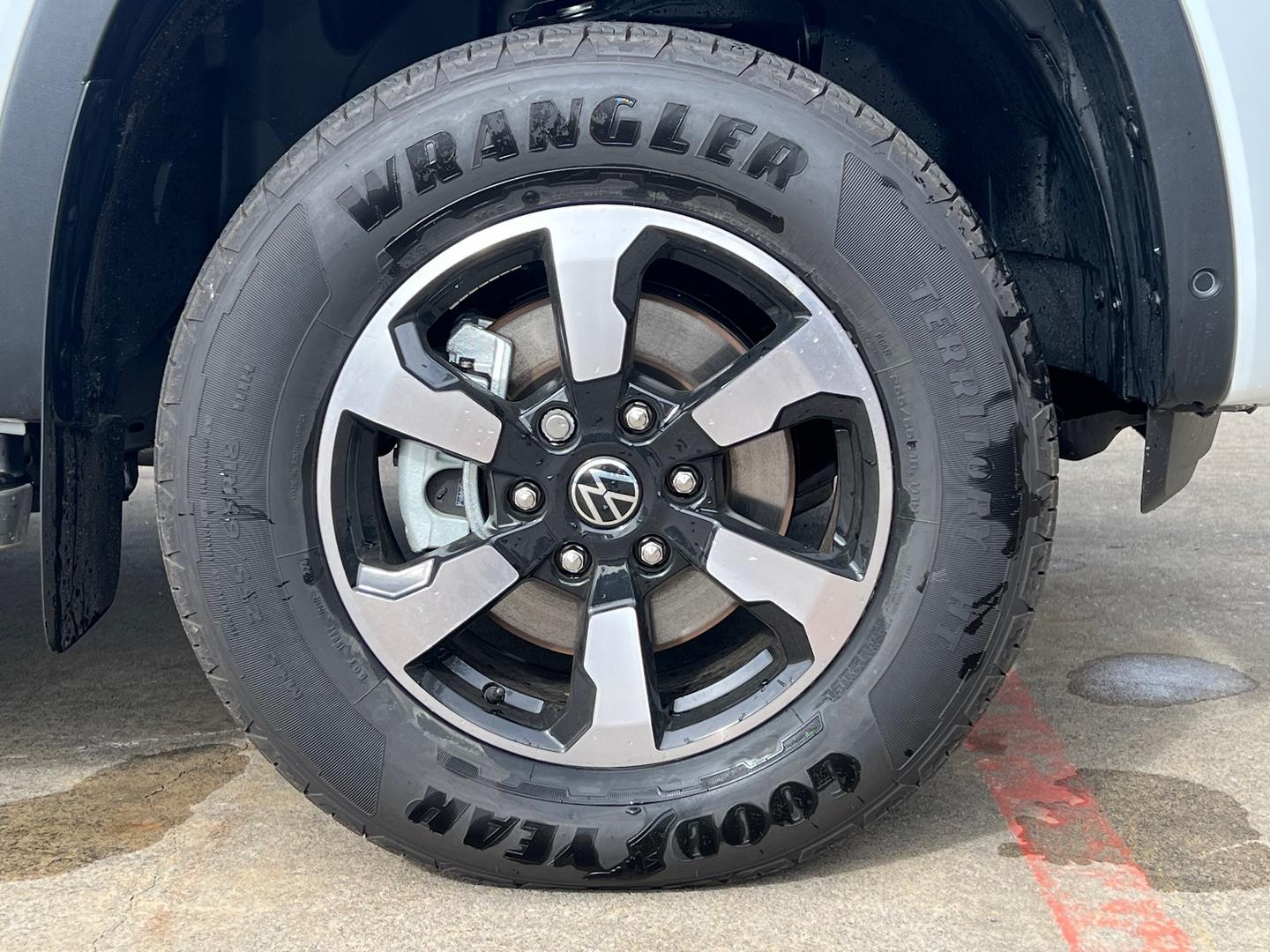 Volkswagen Amarok image 4