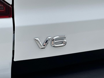 https://dvg-vehicle-assets.s3.amazonaws.com/430547/4pn166pqvl3gbv36v8t2vb4rf.jpg