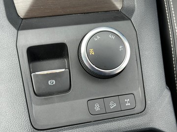 https://dvg-vehicle-assets.s3.amazonaws.com/430547/8aus79lnmhiirwkrn7501et3r.jpg
