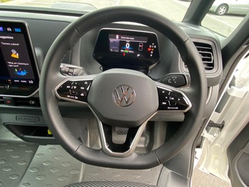 https://dvg-vehicle-assets.s3.amazonaws.com/432027/f2up0vqui9b8yvdqza2y96604.jpg