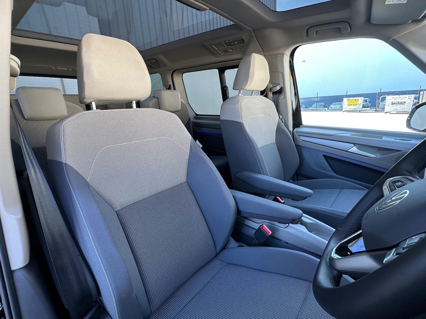 Volkswagen Multivan image 4
