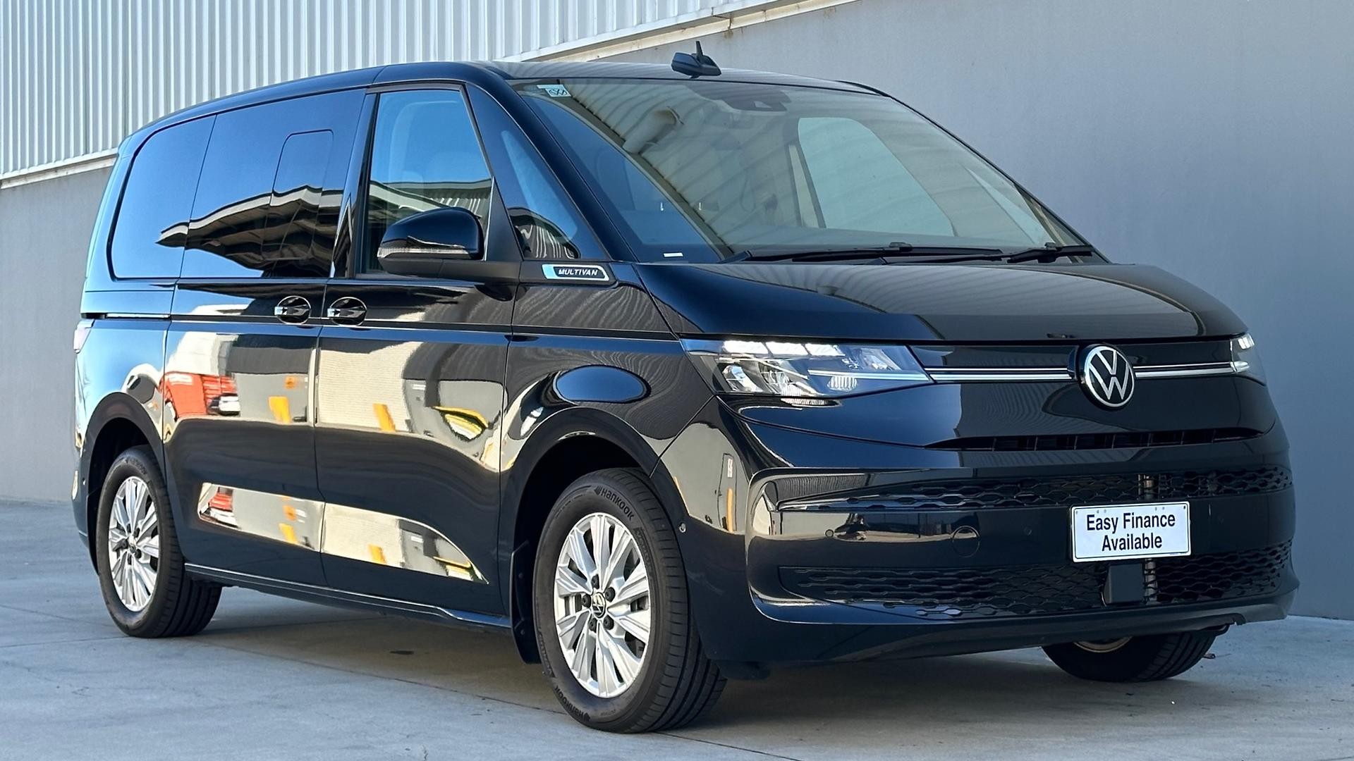 Volkswagen Multivan image 2
