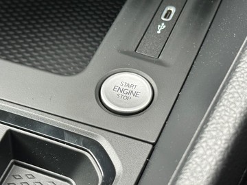 https://dvg-vehicle-assets.s3.amazonaws.com/433616/q8e1v9m9oxb59jtz5or655l4.jpg