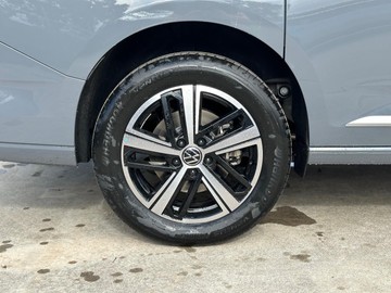 https://dvg-vehicle-assets.s3.amazonaws.com/433707/3x9bos2io20ytfvpb72mxompy.jpg
