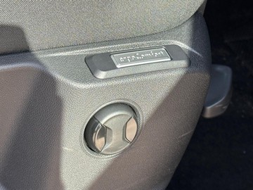 https://dvg-vehicle-assets.s3.amazonaws.com/433707/6nbcioll3omjygz8j7j6xi4qv.jpg