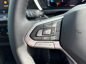 https://dvg-vehicle-assets.s3.amazonaws.com/433707/dtq4gu8pnbx0l8miu5elp6lsg.jpg