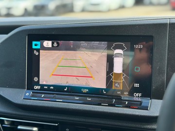 https://dvg-vehicle-assets.s3.amazonaws.com/433707/g6sziezge5tuk0ezzx254qc5.jpg