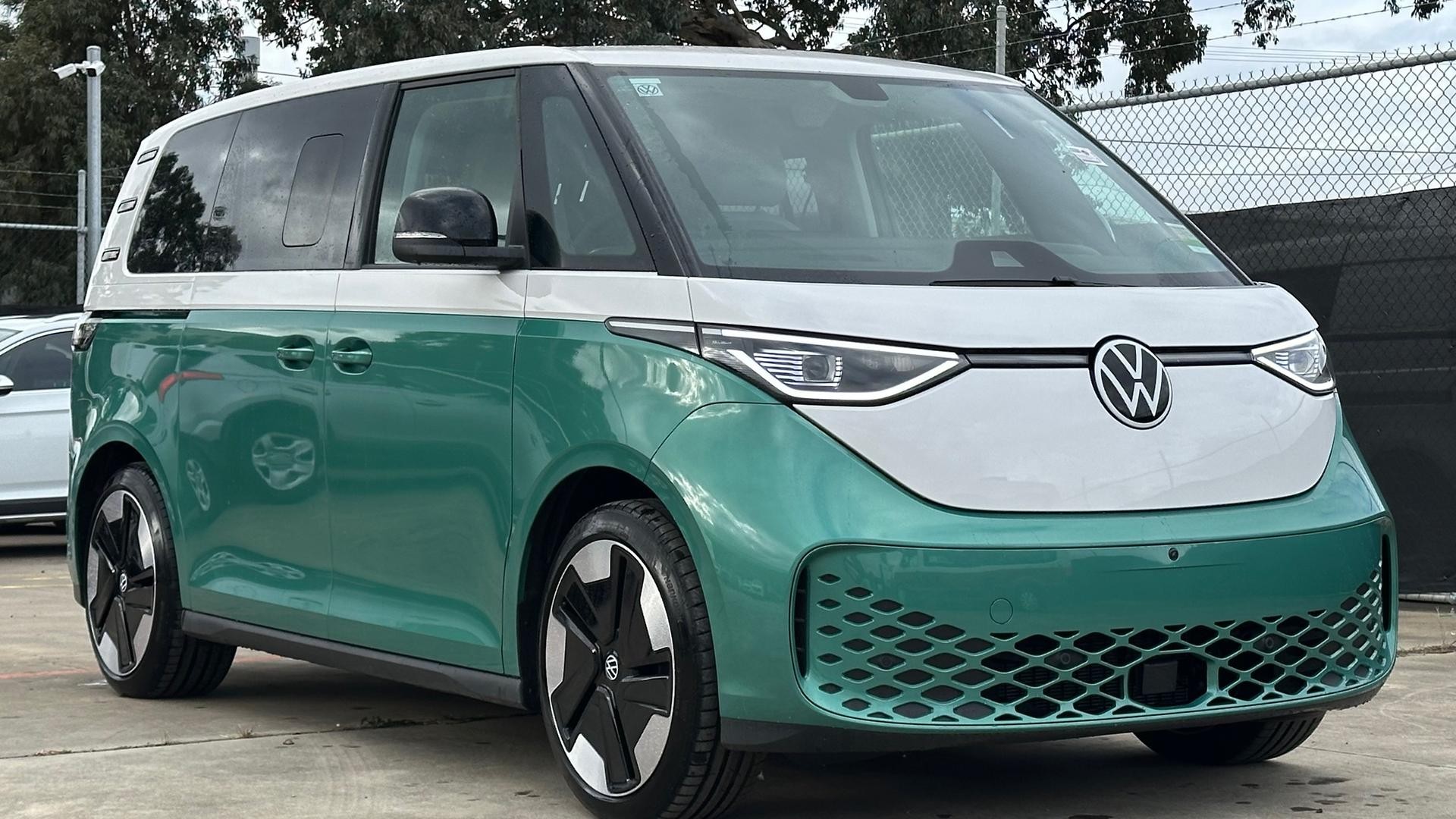 Volkswagen Id. Buzz image 2