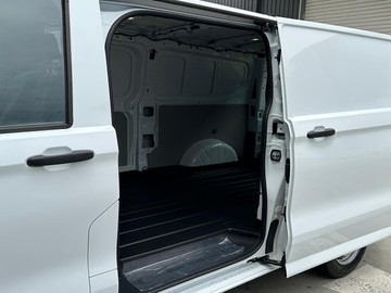 https://dvg-vehicle-assets.s3.amazonaws.com/436290/bundjvgph7z1uhwp3k2irzukf.jpg