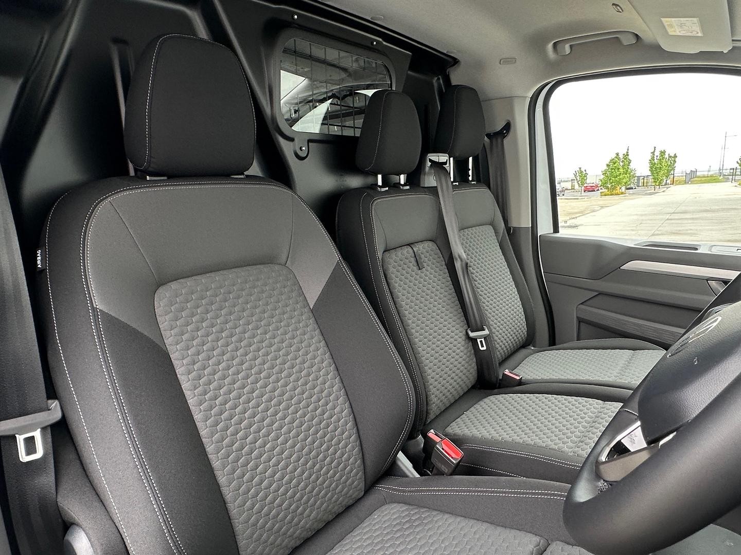 Volkswagen Transporter image 4