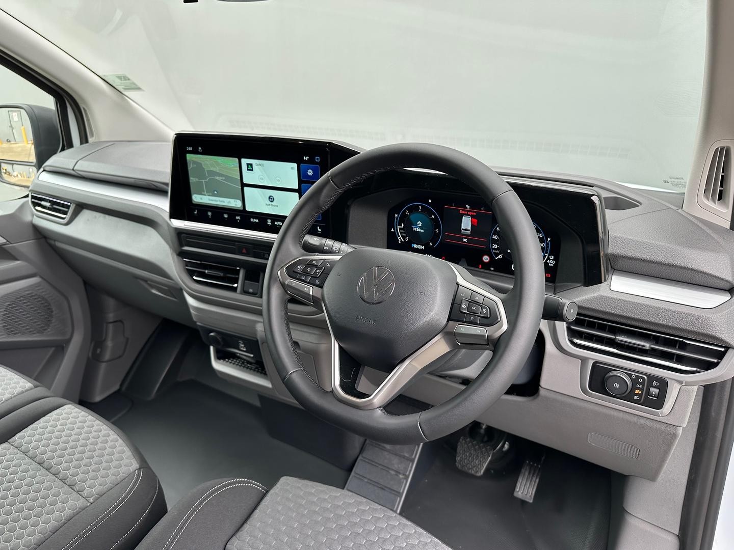 Volkswagen Transporter image 4