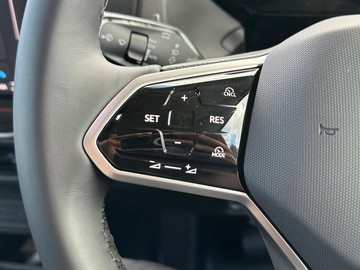 https://dvg-vehicle-assets.s3.amazonaws.com/437328/2b25y1wueof5q5w7to6ni9h9r.jpg
