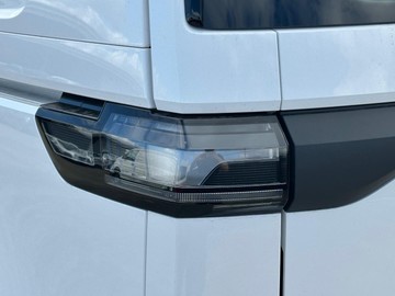 https://dvg-vehicle-assets.s3.amazonaws.com/437328/2kg0ojzwldaylunr3hcfqejut.jpg