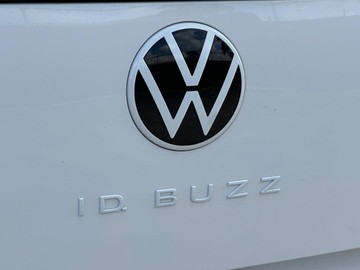 https://dvg-vehicle-assets.s3.amazonaws.com/437328/d3v7hrlwva4atdxlrqcbe4zlg.jpg