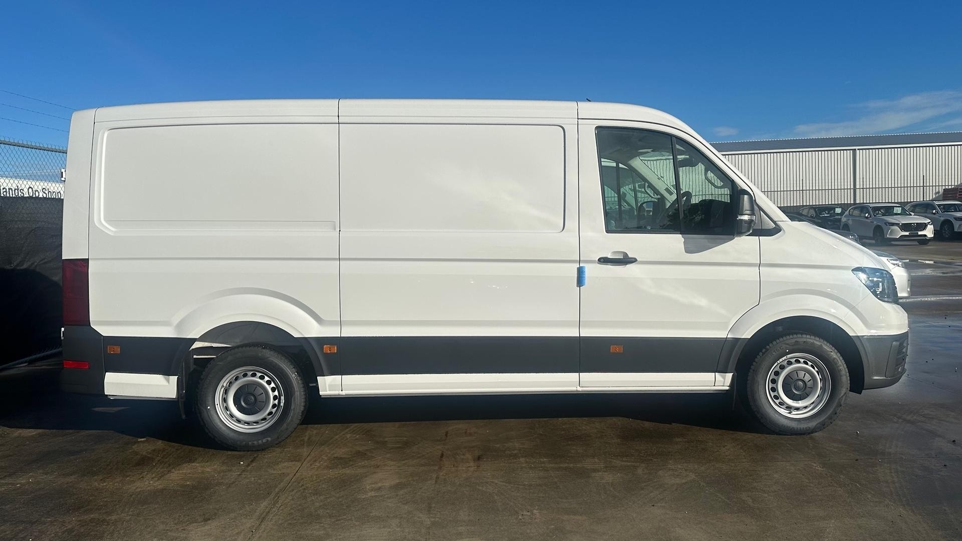 Volkswagen Crafter image 2