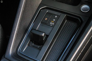 https://dvg-vehicle-assets.s3.amazonaws.com/437333/w9y75d3hrzo93nbptxj2sa0tc.jpg