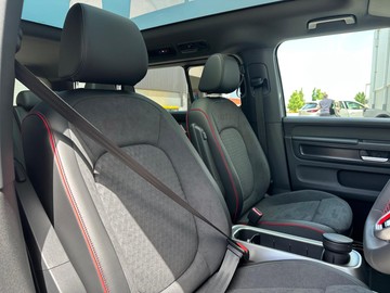 https://dvg-vehicle-assets.s3.amazonaws.com/437655/5fn0j6r2xww3md0kd9dd2kqx2.jpg