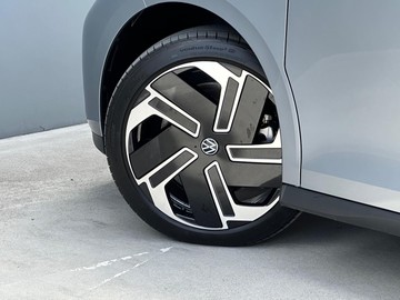 https://dvg-vehicle-assets.s3.amazonaws.com/437655/duv95pzp9mumrirruqwx5hcmj.jpg