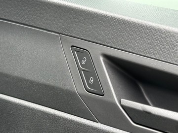 https://dvg-vehicle-assets.s3.amazonaws.com/437936/94mcjvijsakarteolwu5jon87.jpg