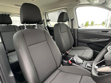 https://dvg-vehicle-assets.s3.amazonaws.com/437936/9bi9hrcrdh4wo7he3f9s8h967.jpg