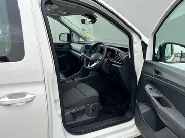 https://dvg-vehicle-assets.s3.amazonaws.com/437936/b6g1latyx1kqsdfjhuvbulmhe.jpg