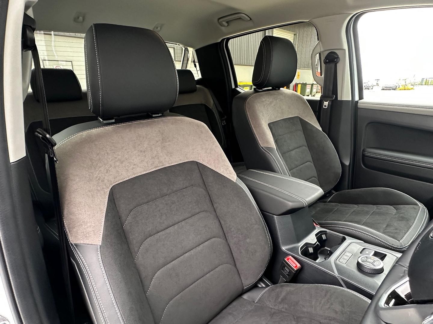 Volkswagen Amarok image 4